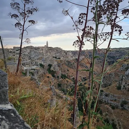 Lithos Ματέρα