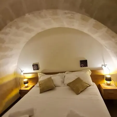Lithos Guest house *