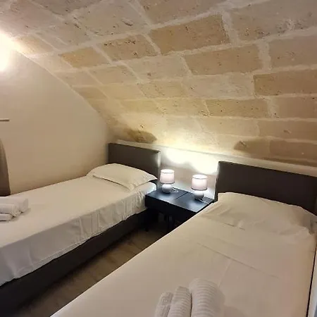 Lithos * Ματέρα