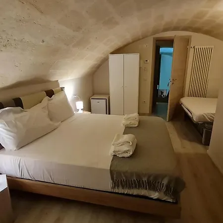 Lithos Pensionat Matera