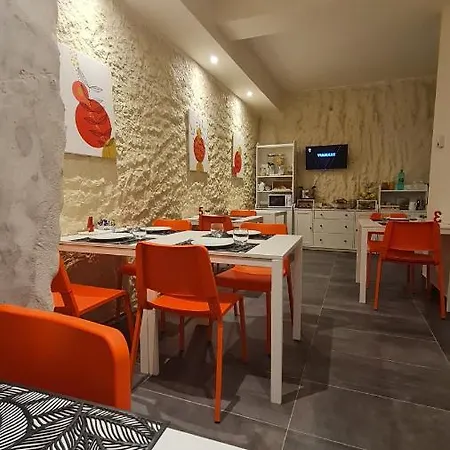 Lithos Guest house *